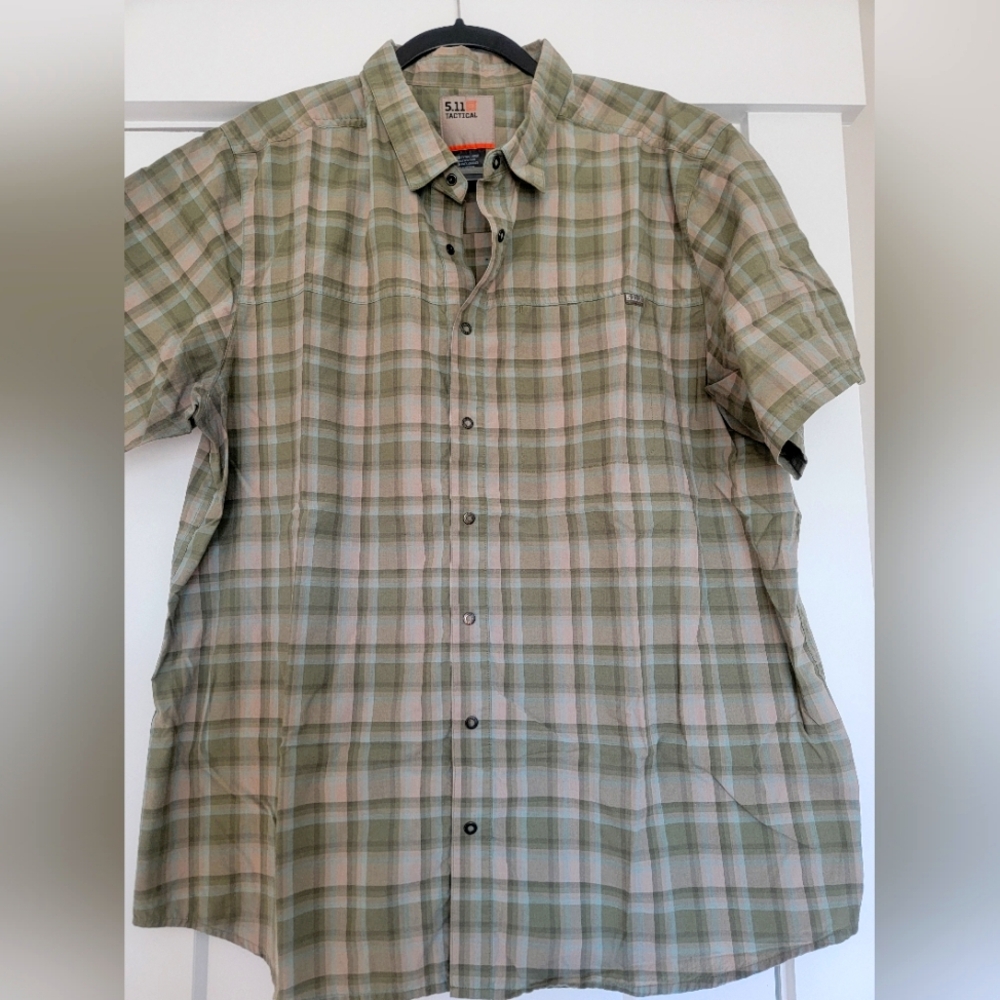 5.11 Tactical Green Plaid Short Sleeve Shirt. XL